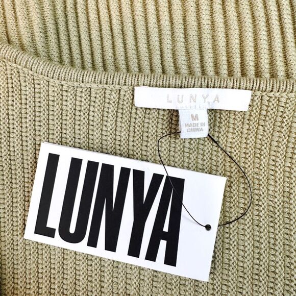 Lunya Soft Green Cozy Cotton Silk Reversible Pullover - Size Medium - Picture 7 of 8